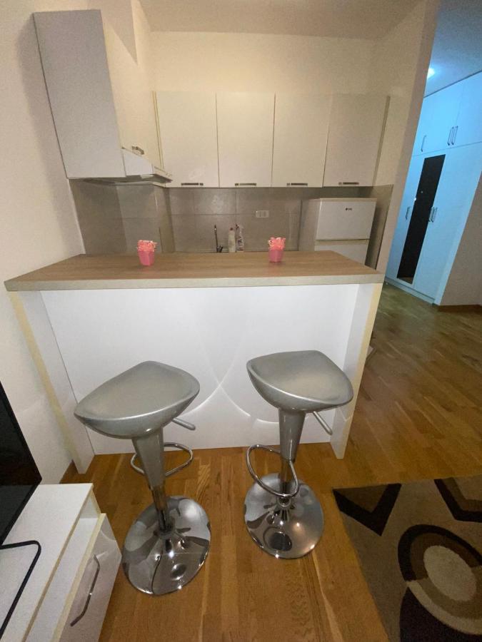 Adrianna Apartment City Kvart Podgorica Bagian luar foto