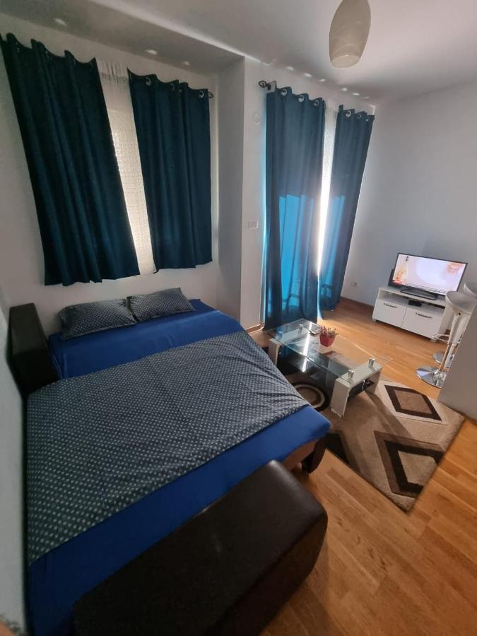 Adrianna Apartment City Kvart Podgorica Bagian luar foto